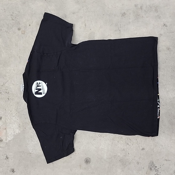 NYC Subway Graphic Tee - Picture 5 of 6